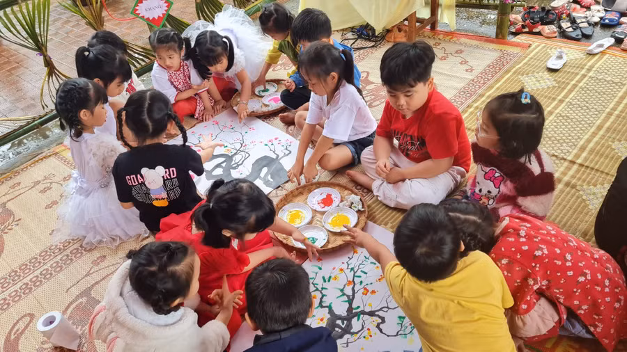 Không còn xã trắng về giáo dục mầm non, mọi thôn bản ở 5 tỉnh Tây Nguyên đều có lớp mầm non. Không còn xã trắng về giáo dục mầm non, mọi thôn bản ở 5 tỉnh Tây Nguyên đều có lớp mầm non.