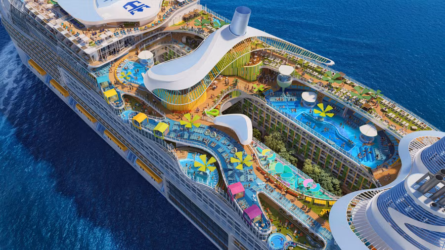 Khu vực Chill Island – nơi tập trung 4 trong số 7 hồ bơi của tàu Icon of the Seas. Ảnh: Royal Caribbean International.