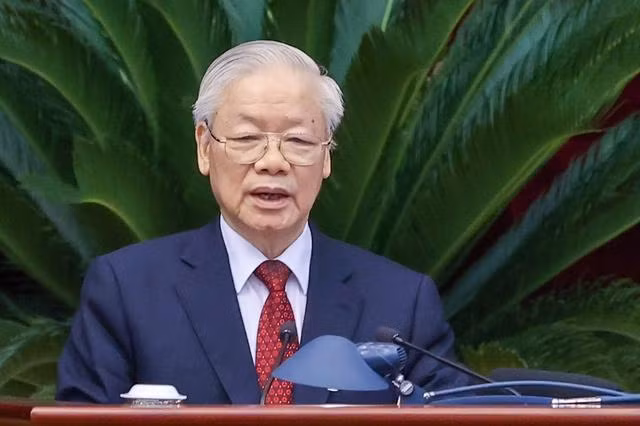 Tổng Bí thư Nguyễn Phú Trọng: Thực tế đặt ra yêu cầu phải tiến hành tổng kết việc thực hiện Nghị quyết số 54-NQ/TW của Bộ Chính trị khoá IX; Kết luận số 28-KL/TW của Bộ Chính trị khoá XI và ban hành Nghị quyết mới về phát triển Vùng ĐBSH - Ảnh: VGP/Nhật Bắc. Tổng Bí thư Nguyễn Phú Trọng: Thực tế đặt ra yêu cầu phải tiến hành tổng kết việc thực hiện Nghị quyết số 54-NQ/TW của Bộ Chính trị khoá IX; Kết luận số 28-KL/TW của Bộ Chính trị khoá XI và ban hành Nghị quyết mới về phát triển Vùng ĐBSH - Ảnh: VGP/Nhật Bắc.