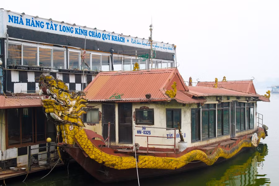 Văn bản nêu rõ: Thực hiện chủ trương của Thường trực Thành ủy, UBND thành phố đang triển khai xây dựng kế hoạch đầu tư, cải tạo, chỉnh trang, quản lý và khai thác khu vực hồ Tây thành một điểm du lịch, văn hóa tiên tiến, có điều kiện kinh doanh dịch vụ, văn hóa, thể thao, du lịch, vui chơi giải trí và có hệ thống xử lý môi trường theo tiêu chuẩn quốc tế.