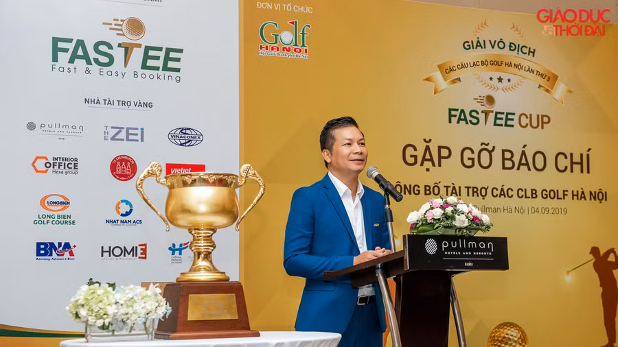 " Shark" Phạm Thanh Hưng - đại diện NTT xứng danh Fastee phát biểu tại sự kiện.
