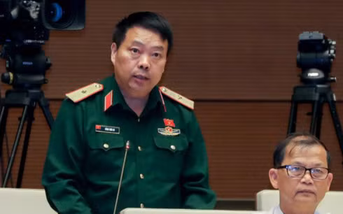 Đại biểu Sùng Thìn Cò: Khi chúng ta khai báo tài sản, ít nhất chúng ta phải khai báo 3 đời Đại biểu Sùng Thìn Cò: Khi chúng ta khai báo tài sản, ít nhất chúng ta phải khai báo 3 đời