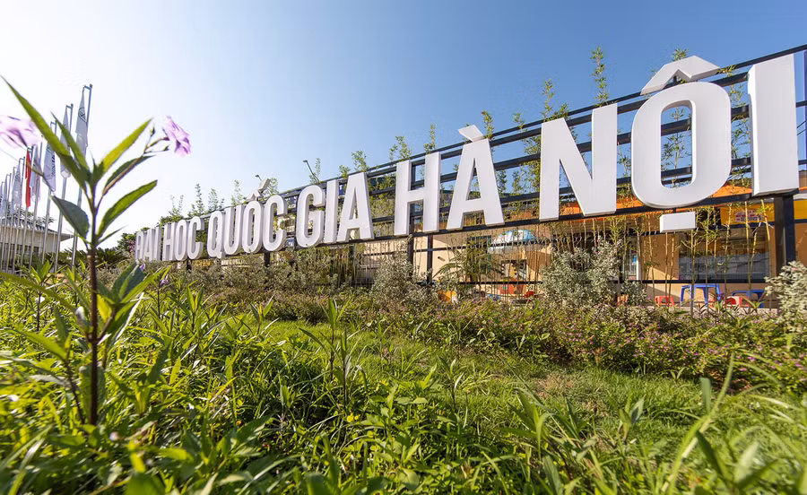 Đại học Quốc gia Hà Nội tiếp tục duy trì vị trí xếp hạng trong top 1000 các cơ sở giáo dục đại học tốt nhất thế giới theo tiêu chí xếp hạng mới của QS WUR.