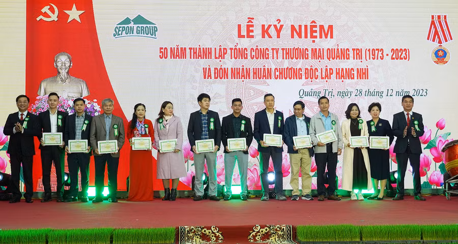 Công ty ghi nhận sự chung tay, đồng hành của các đơn vị, cá nhân hảo tâm đối với "Qũy cho con". Công ty ghi nhận sự chung tay, đồng hành của các đơn vị, cá nhân hảo tâm đối với "Qũy cho con".