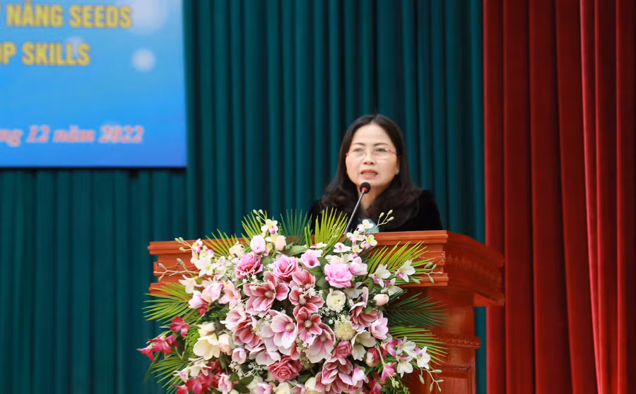 Bà Dương Thị Hải Yến nói rằng, học bổng đã giúp cho hàng trăm học sinh nghèo học giỏi Quảng Trị tiếp tục thực hiện ước mơ.