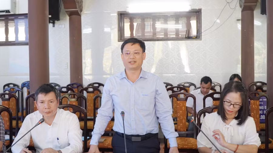 Phó Chủ tịch Thường trực UBND tỉnh Thừa Thiên Huế, ông Nguyễn Thanh Bình phát biểu tại cuộc làm việc.