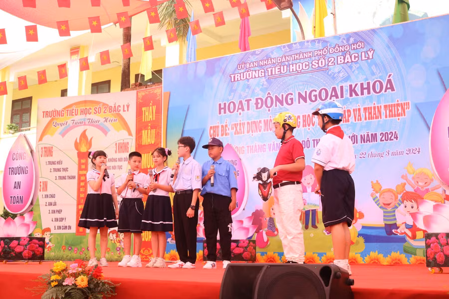 Chương trình ngoại khóa tại Trường Tiểu học số 2 Bắc Lý.