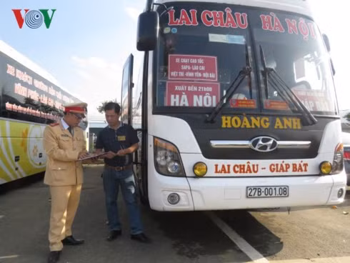 lai chau: tuan dau ra quan, phat hien 13 lai xe duong tinh voi ma tuy hinh 1