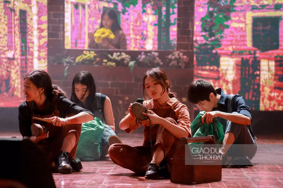 Mãn nhãn buổi nhạc kịch được đầu tư công phu của học sinh Hà Nội- Amsterdam ảnh 4