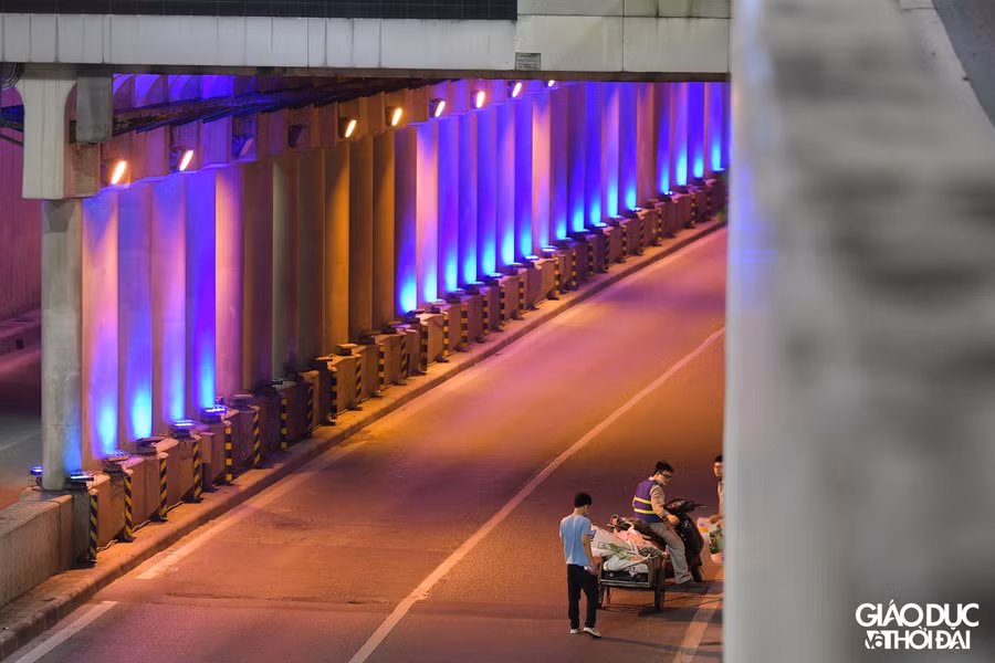 Tình trạng này gây mất an toàn cho các phương tiện giao thông qua hầm.