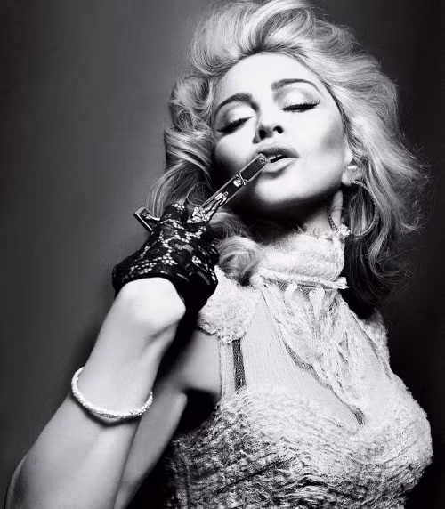 Những bức ảnh quyến rũ nhất về Madonna ảnh 9
