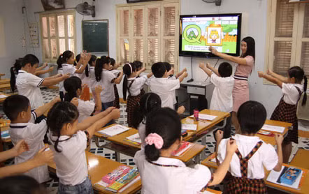 Cơ sở vật chất và điều kiện học tập là tiêu chí tiên quyết để xây dựng mô hình trường CLC