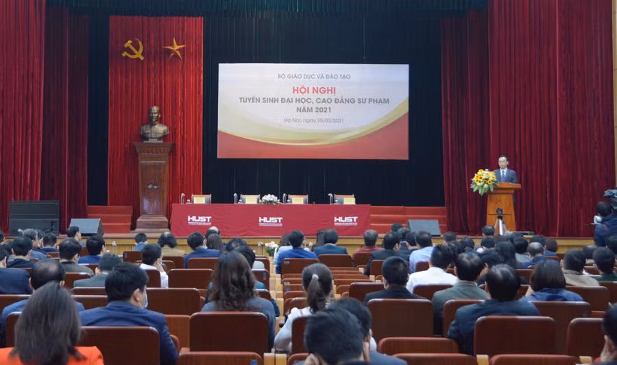 Toàn cảnh Hội nghị.