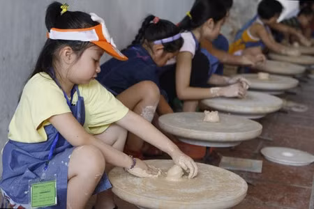 Diem vui choi cho be trong ngay Tet thieu nhi 1/6 o Ha Noi - Anh 5
