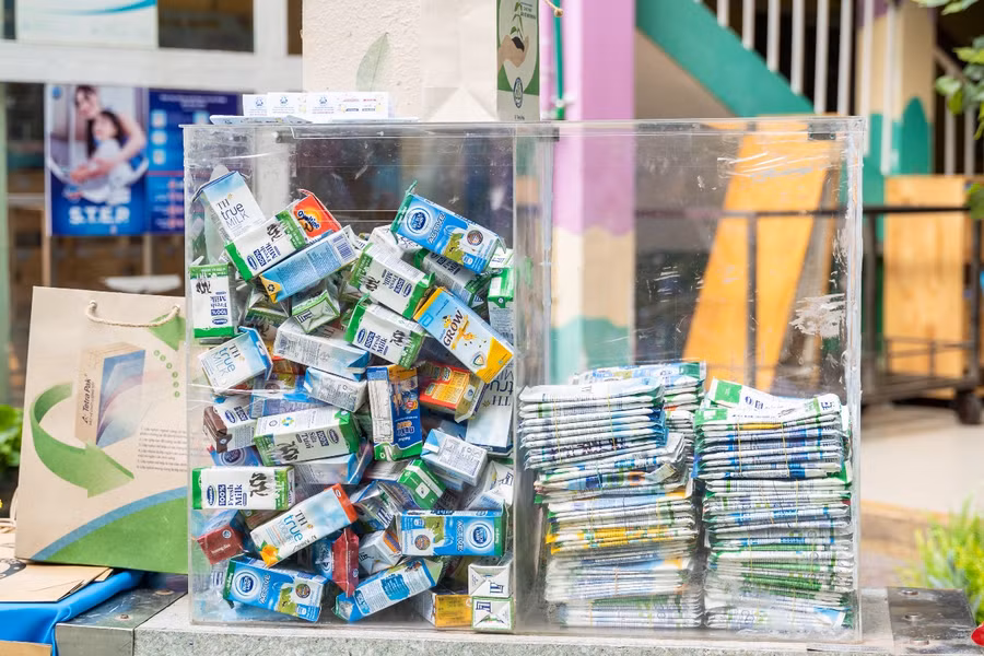 Hộp giấy Tetra Pak có thể tái chế được sau khi sử dụng Hộp giấy Tetra Pak có thể tái chế được sau khi sử dụng