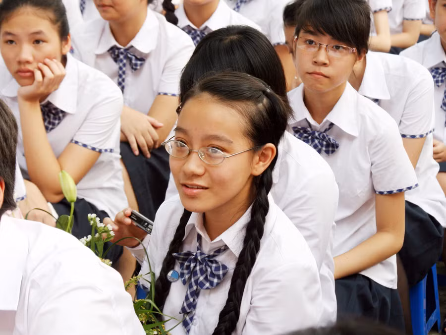 Giáo dục đạo đức, lối sống cho học sinh sẽ giúp các em tự tin bước vào tương lai Giáo dục đạo đức, lối sống cho học sinh sẽ giúp các em tự tin bước vào tương lai