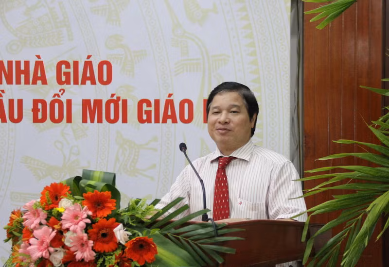 GS Phạm Quang Trung phát biểu khai mạc hội thảo GS Phạm Quang Trung phát biểu khai mạc hội thảo