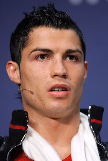 CR7 tự tin khẳng định Real Madrid sẽ là đội bóng xuất sắc nhất trong năm 2010 CR7 tự tin khẳng định Real Madrid sẽ là đội bóng xuất sắc nhất trong năm 2010