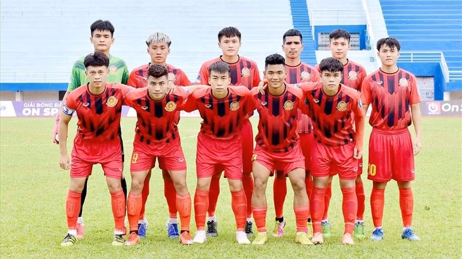 CLB HAGL chi viện cho đội hạng Nhất 11 cầu thủ
