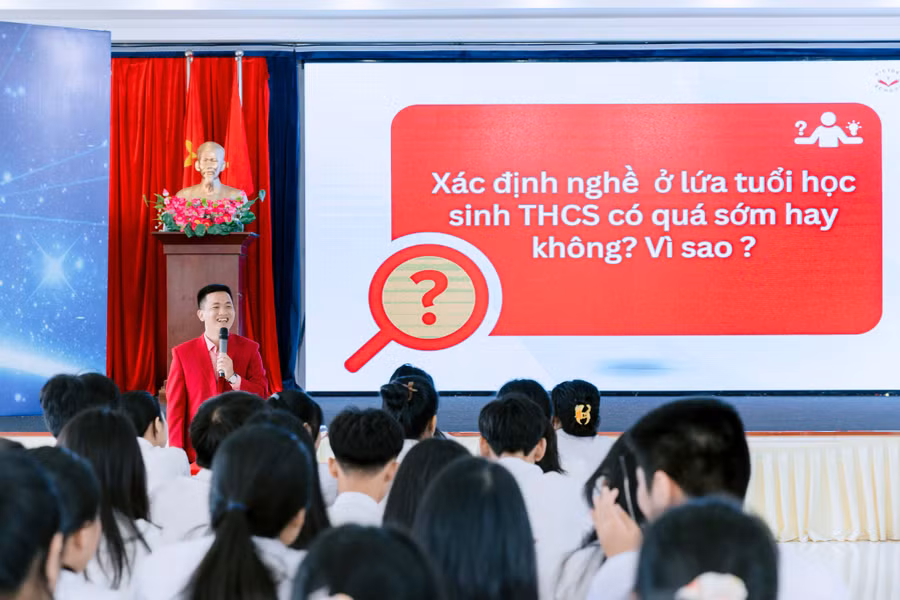 Định hướng nghề nghiệp cho học sinh tại Trường Tiểu học, THCS &amp; THPT Victory. (Ảnh: HN)