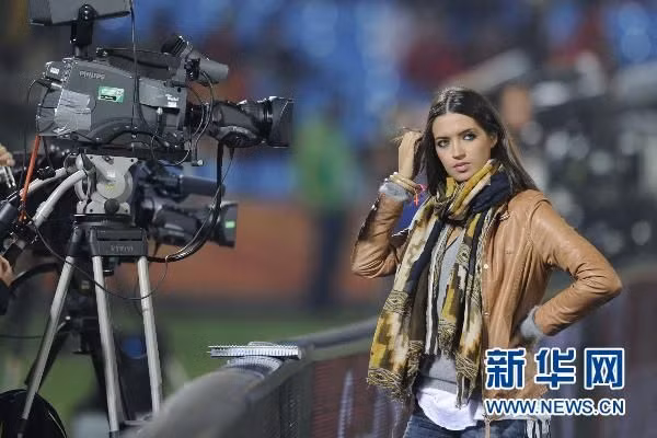 Sara Carbonero, Spanish TV host and girl friend of Spain’s goalkeeper Iker Casillas, was taken as the scapegoat by Spanish fans after Spain lost 0-1 to Switzerland at the 2010 World Cup group match