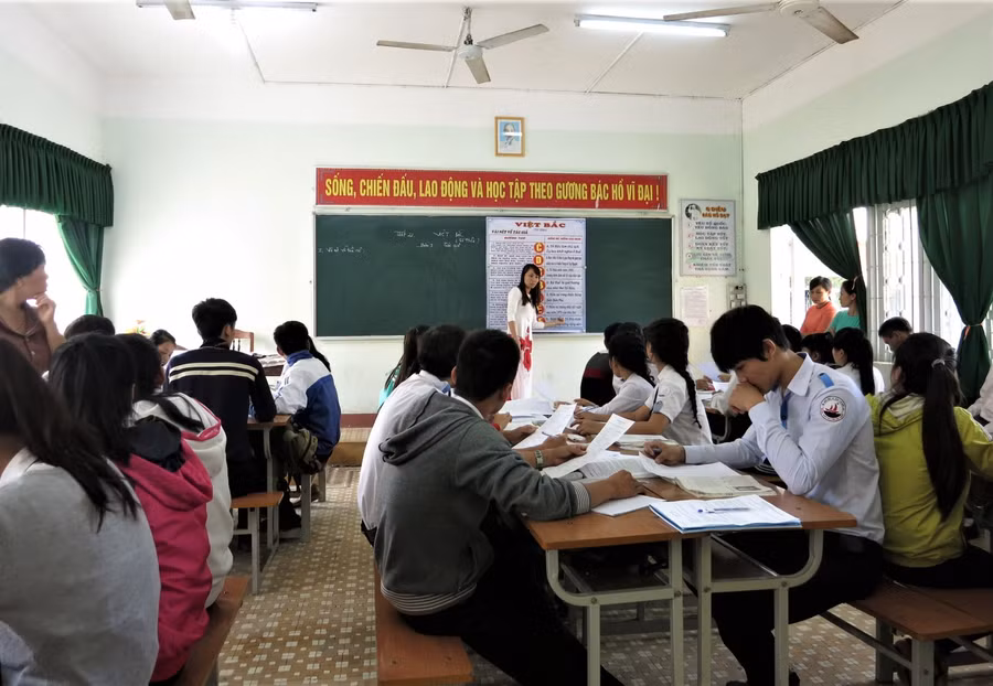 Hoạt động dạy – học tại trường THPT Nguyễn Tất Thành (tỉnh Đắk Lắk).