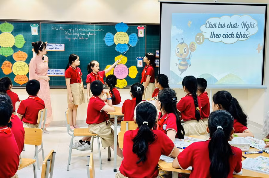 Lớp học của một trường tiểu học thuộc quận Ba Đình (Hà Nội).