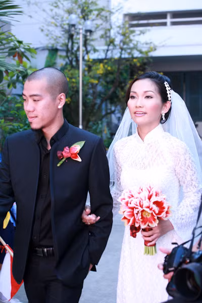 Hau ly hon: Sao Viet hanh phuc ben tinh moi, nguoi lan dan trong tan vo - Anh 8