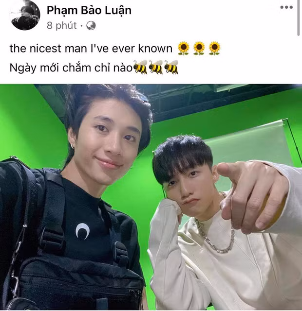 Sơn Tùng lần đầu lộ diện giữa 