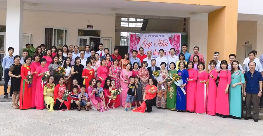 Chương trình gặp mặt dâu rể của Trường THCS Thanh Trì đã tạo hiệu ứng tốt, lan tỏa sâu rộng trong và ngoài nhà trường. Chương trình gặp mặt dâu rể của Trường THCS Thanh Trì đã tạo hiệu ứng tốt, lan tỏa sâu rộng trong và ngoài nhà trường.