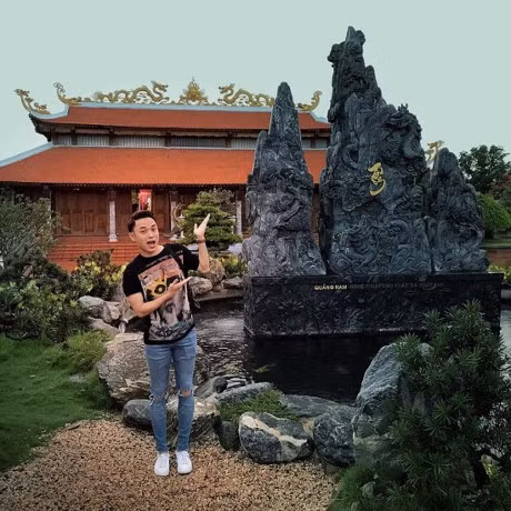 MC Ky Duyen xau ho vi bi nham la me cua Quang Le - Anh 6