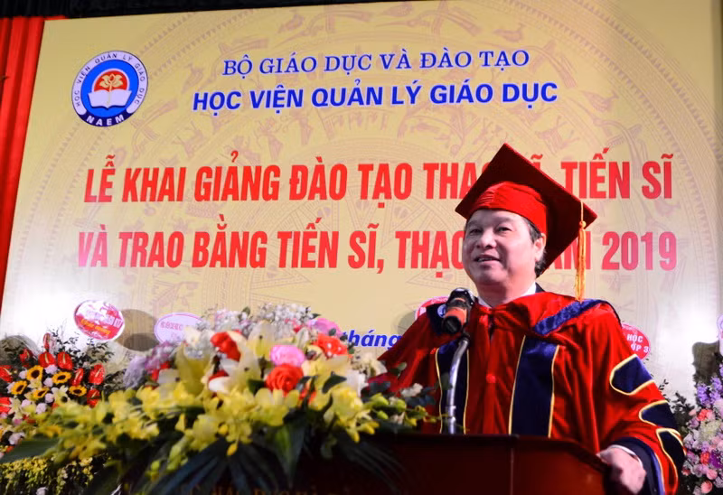 GS Phạm Quang Trung phát biểu tại buổi lễ