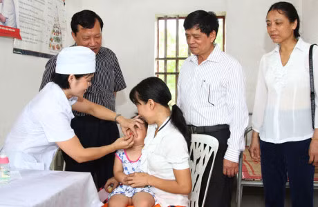 Cach nhan biet, dieu tri va phong benh soi o tre em - Anh 3