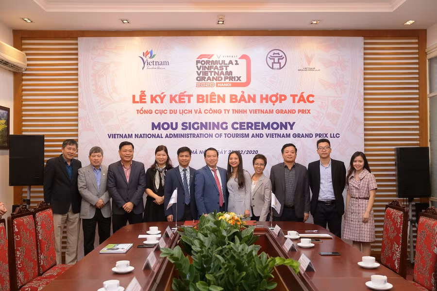 Các đại biểu tham dự lễ ký kết