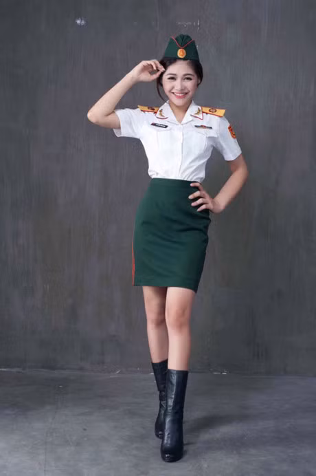 Nhan sac 