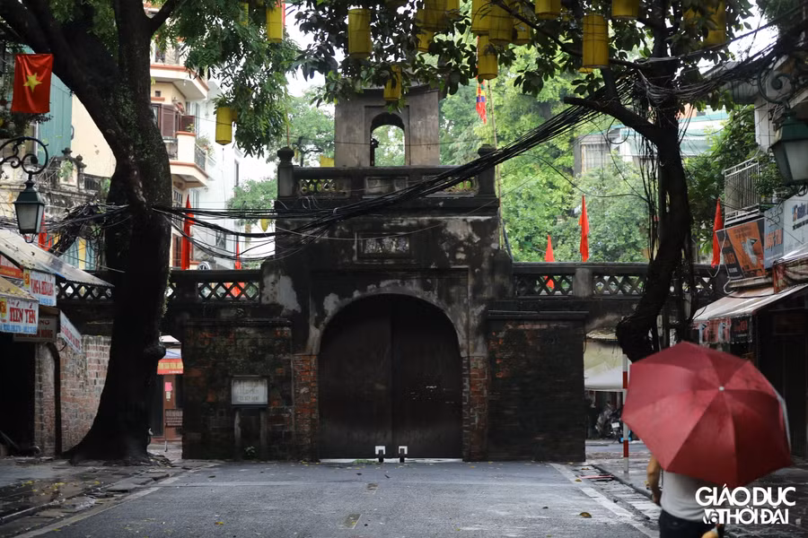 Hà Nội: Lạ lẫm Ô Quan Chưởng đóng kín cửa ảnh 7