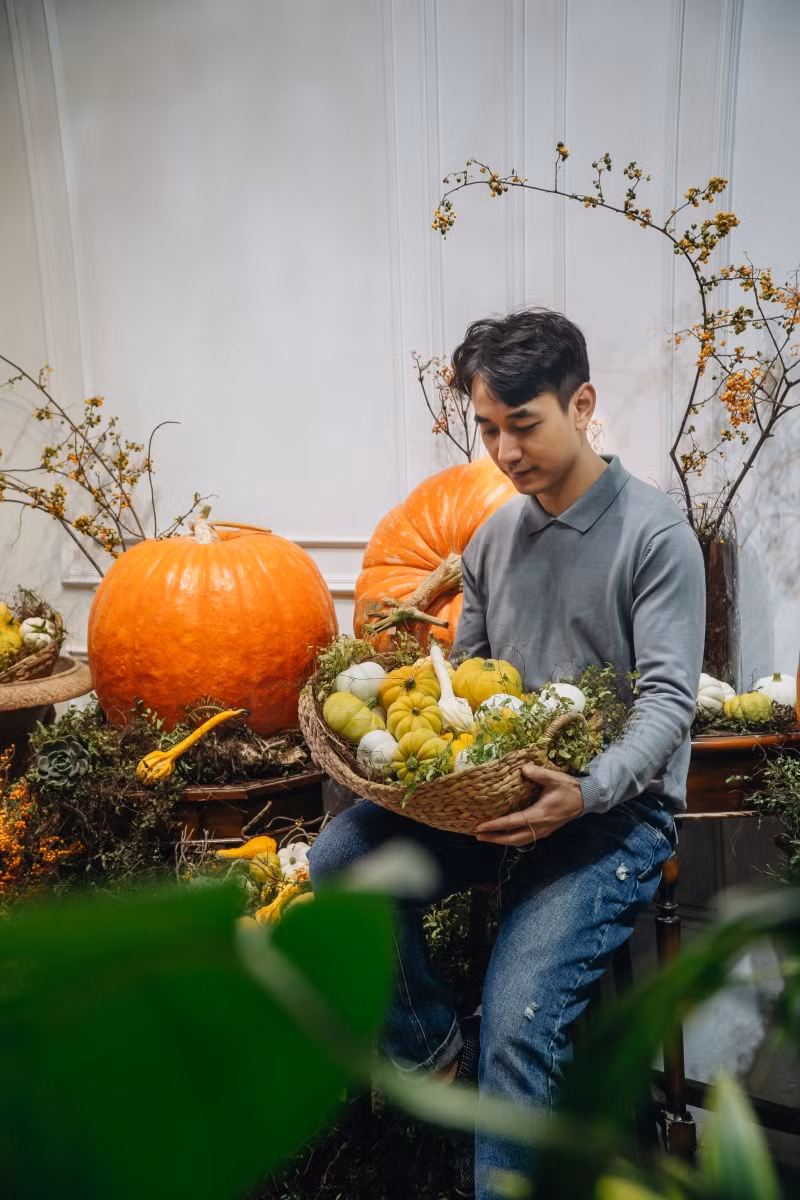 Bí ngô khổng lồ "made in Việt Nam" giá hàng triệu đồng hút khách mùa Halloween ảnh 2