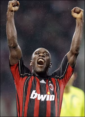 Điểm đến tiếp theo của Clarence Seedorf là Bundesliga? Điểm đến tiếp theo của Clarence Seedorf là Bundesliga?