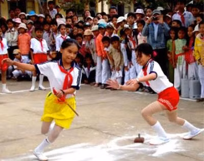 Kiểm tra phong trào thi đua "Xây dựng THTT-HSTC" trong tháng 3