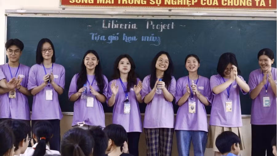 Libreria Project - dự án cộng đồng được thành lập vào năm 2020 bởi một nhóm học sinh THPT trên địa bàn Hà Nội với sứ mệnh lan tỏa, nâng cao văn hóa đọc và thu hẹp khoảng cách giáo dục.