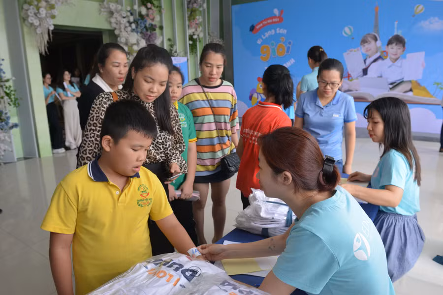 Cuộc thi thu hút được sự quan tâm của học sinh trên toàn tỉnh.