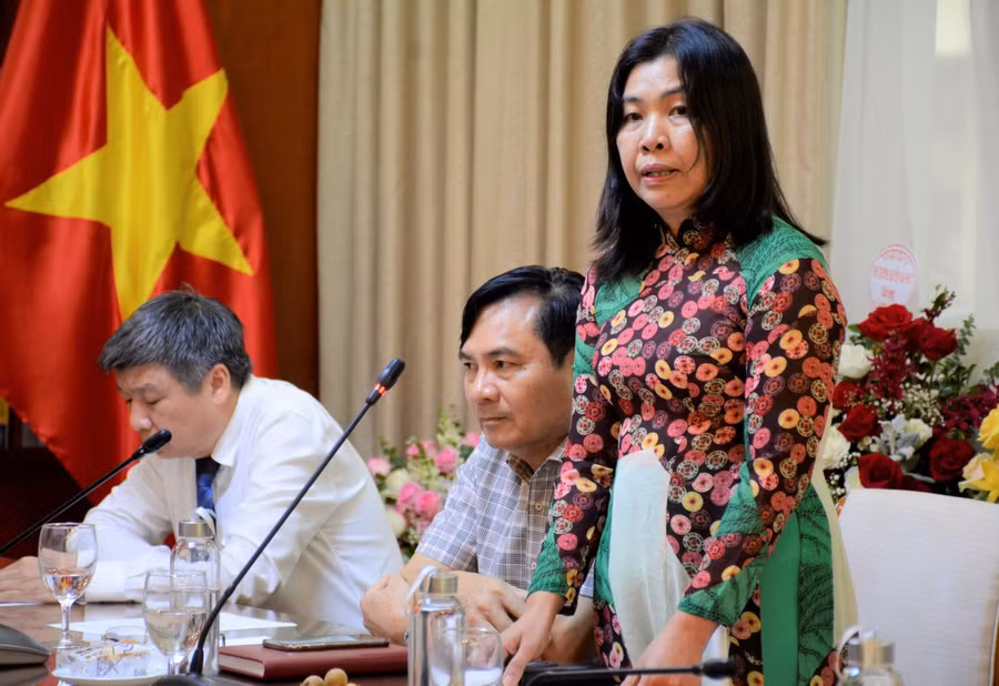 Tân Phó Vụ trưởng Vụ Giáo dục đại học phát biểu tại buổi trao quyết định