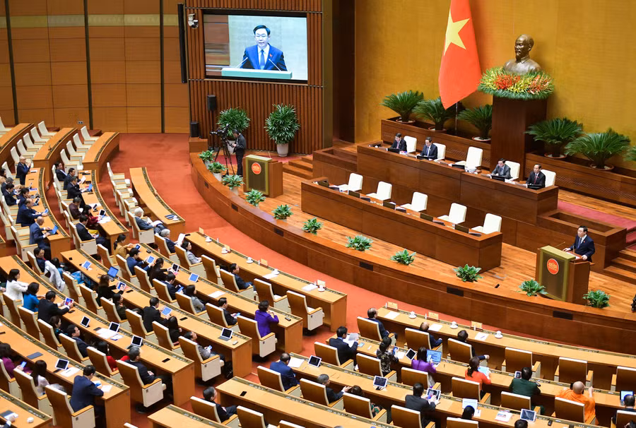 Toàn cảnh phiên bế mạc, sáng 18/1.