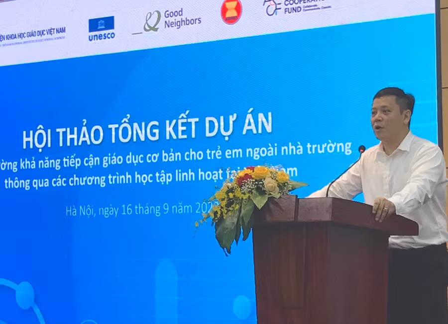 GS.TS Lê Anh Vinh phát biểu tại Hội thảo. GS.TS Lê Anh Vinh phát biểu tại Hội thảo.