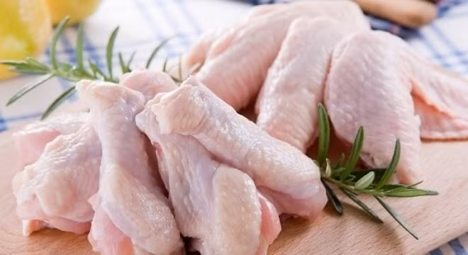 Hiểm họa từ thịt gà