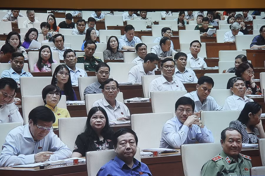 Phiên chất vấn sáng 6/6