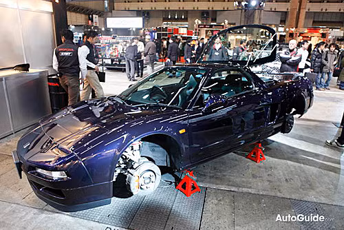 6 năm sau khi ngừng sản xuất NSX, Honda tung ra gói nâng cấp Sport Modulo.