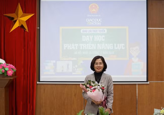 Cô Mai Thị Hà