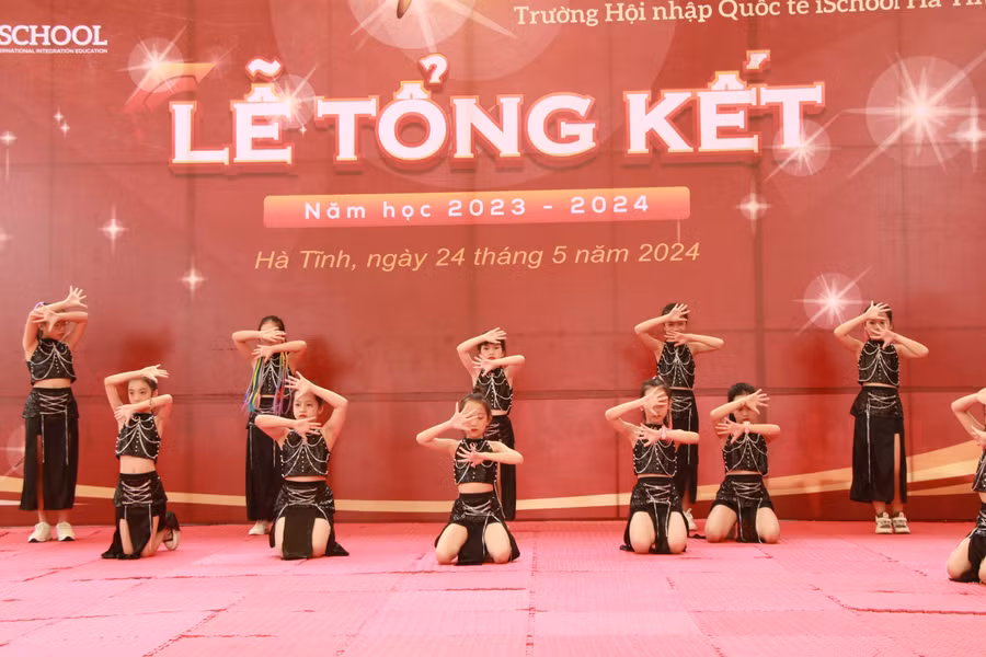 Những khoảnh khắc tổng kết đáng nhớ của học sinh khối Mầm non.