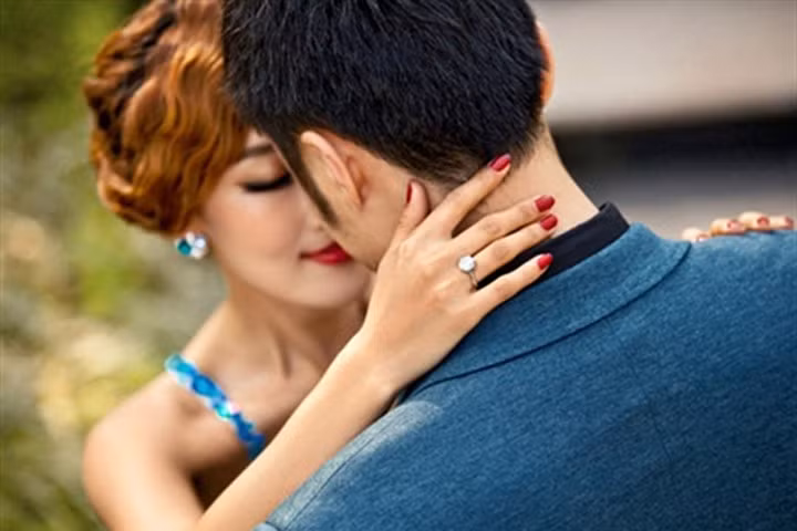 Phụ nữ đừng lấy 7 kiểu đàn ông này làm chồng